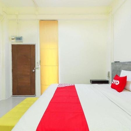 Oyo 412 7 Days Hotel 清邁 外观 照片