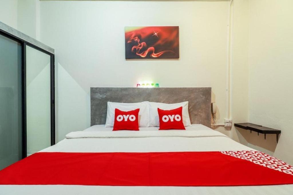 Oyo 412 7 Days Hotel 清邁 外观 照片