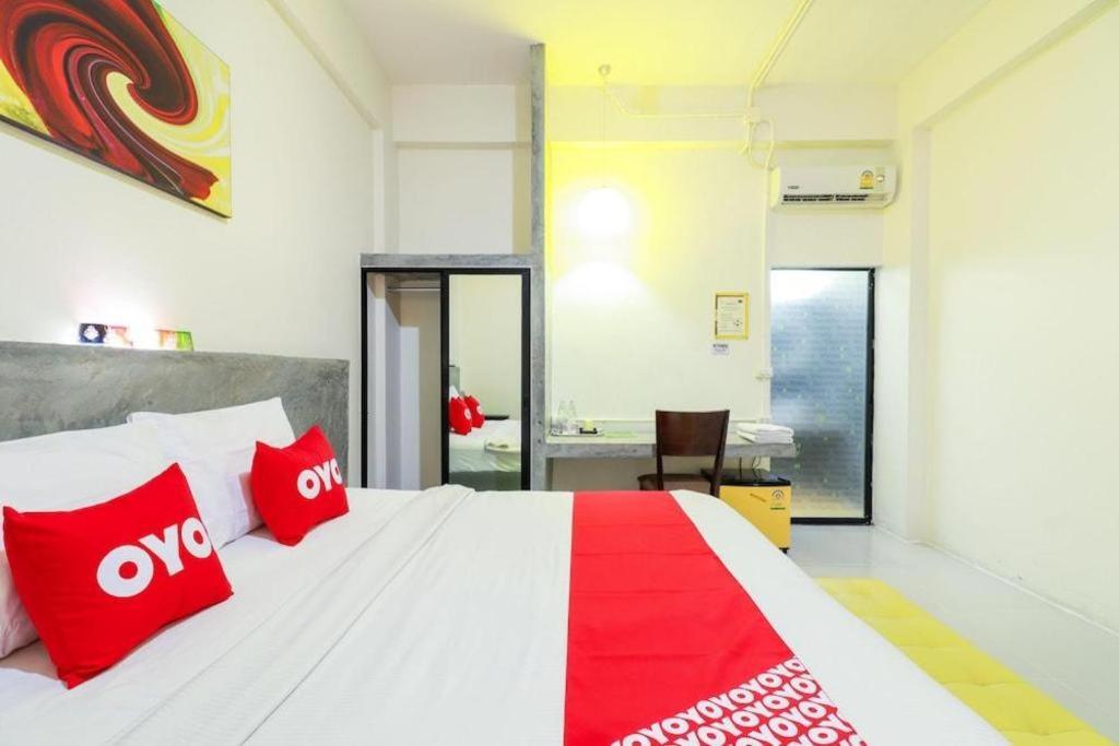 Oyo 412 7 Days Hotel 清邁 外观 照片