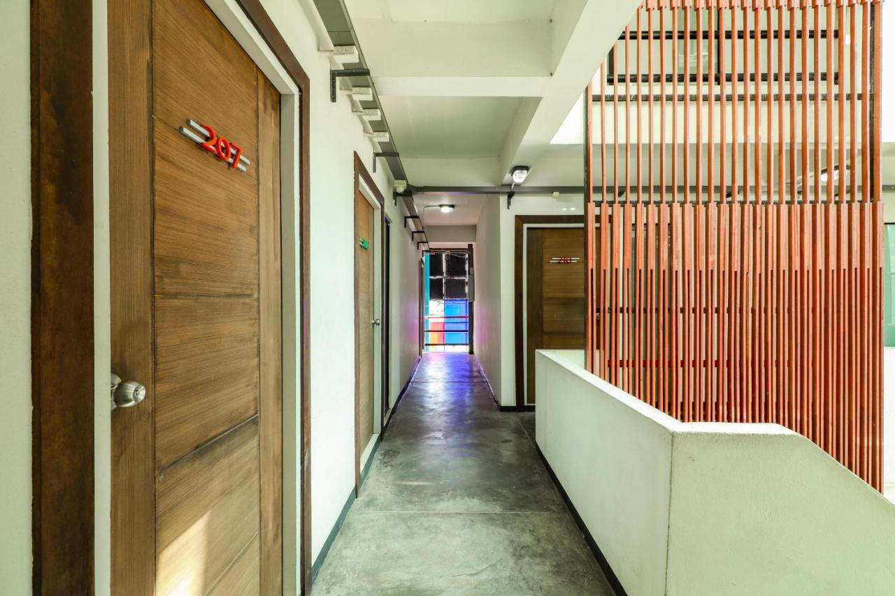 Oyo 412 7 Days Hotel 清邁 外观 照片