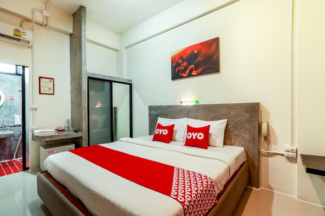Oyo 412 7 Days Hotel 清邁 外观 照片